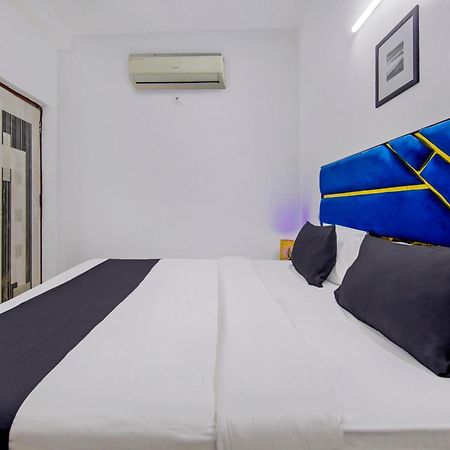 Hotel O Relax Inn New Delhi Bagian luar foto